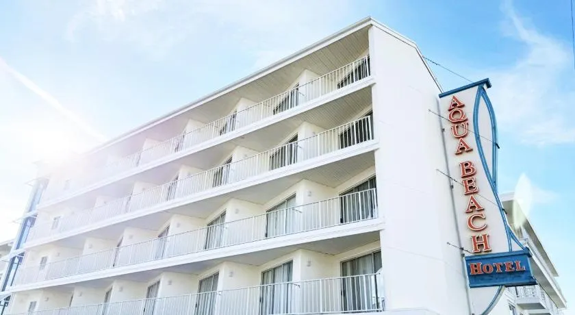 Aqua Beach Hotel - Image 1