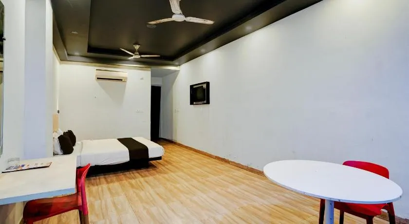 Hotel O TOWNHOUSE ROHIL - Image 1
