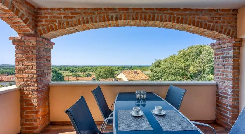 Apartment M- Panoramic View - Image 1