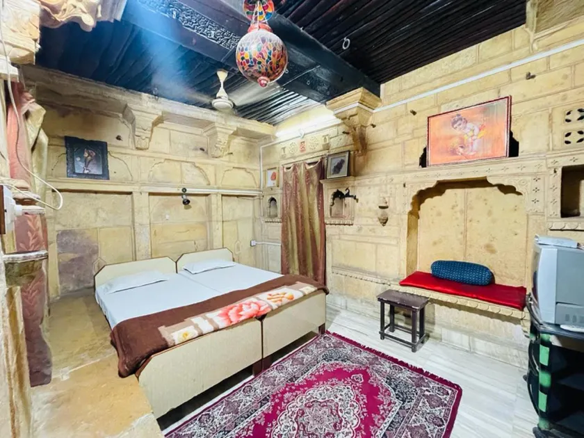 GRG 21052 Jit Mahal - Image 1