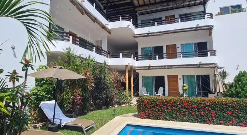Tortugas uno cero tres 2 BR Starlink AC pool parking - Image 1