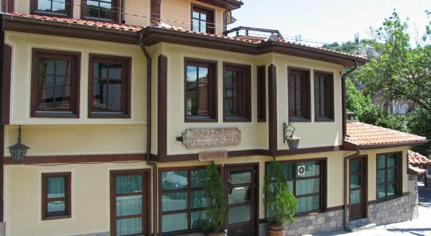 Hotel Old Times - Image 1