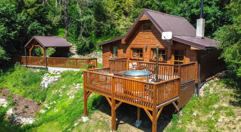 Sovia Wellness Chata, Sauna & Jacuzzi, Slovenský raj - Image 1
