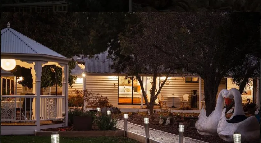 Tell Tales Bed & Breakfast - Image 1