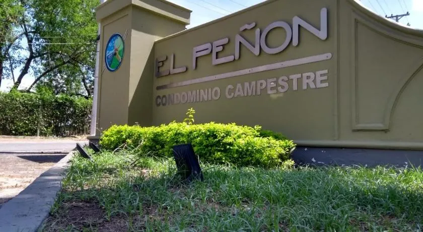 Hermosa casa en condominio campestre el peñon - Image 1