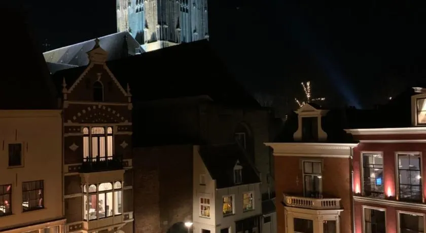 Kleinschalig Hostel in Deventer, centrum stad, aan de IJssel, - Image 1