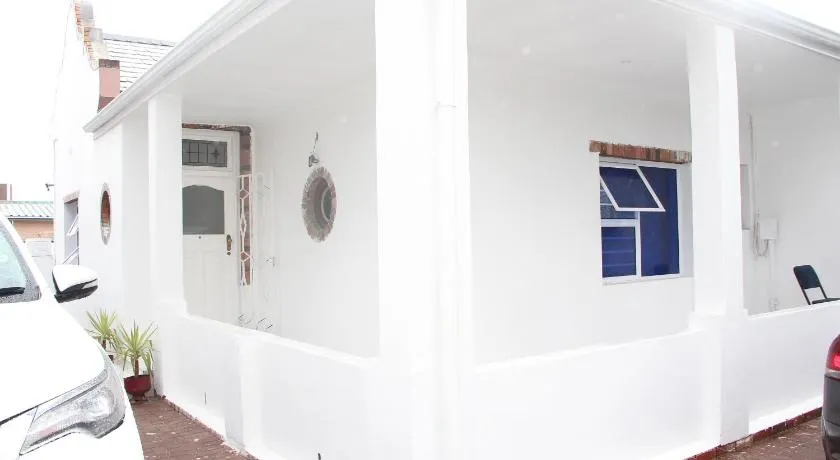 The White House Lodge - Image 1