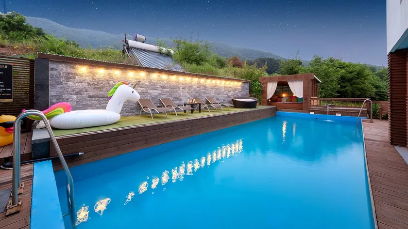 Hongcheon Sky Lake Kids Pool Villa - Image 1