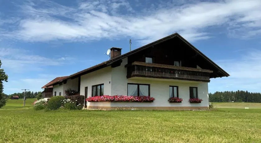 Ferienwohnung Huber am Deutensee - Image 1