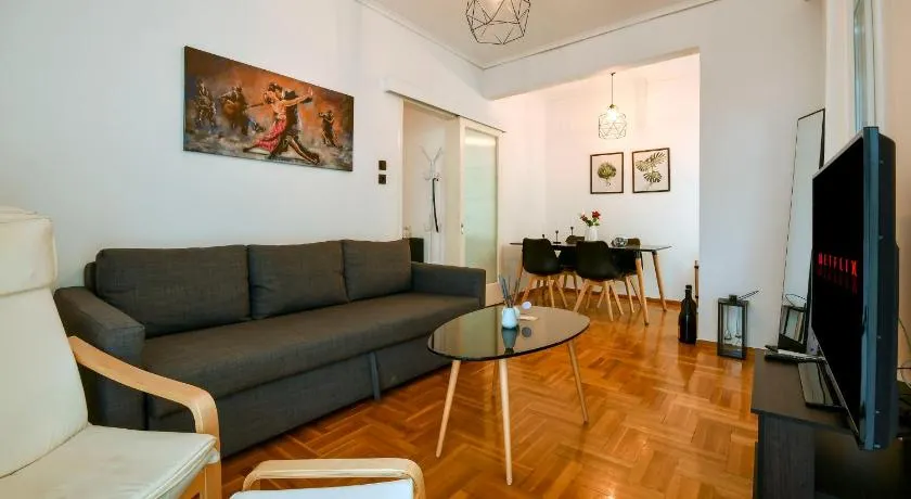 Thessaloniki City Apartment Center - Image 1