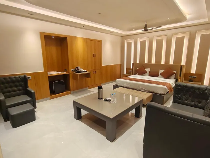 Hotel Shane Avadh - Image 1