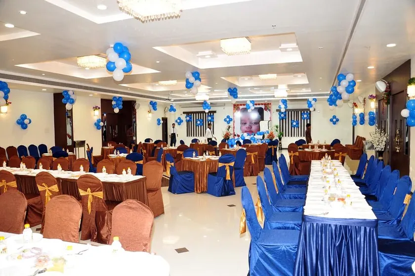 Hotel The Karan - Image 1