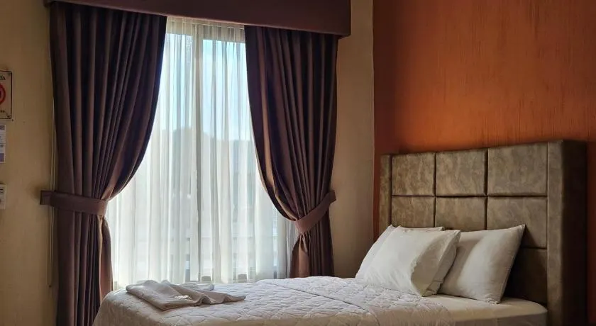 Hotel Margarita - Image 1