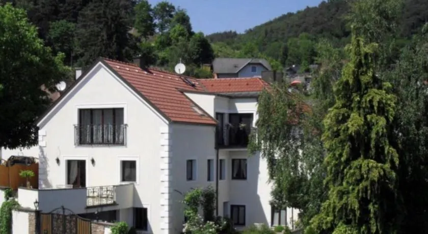 Pension Artstetten - Image 1