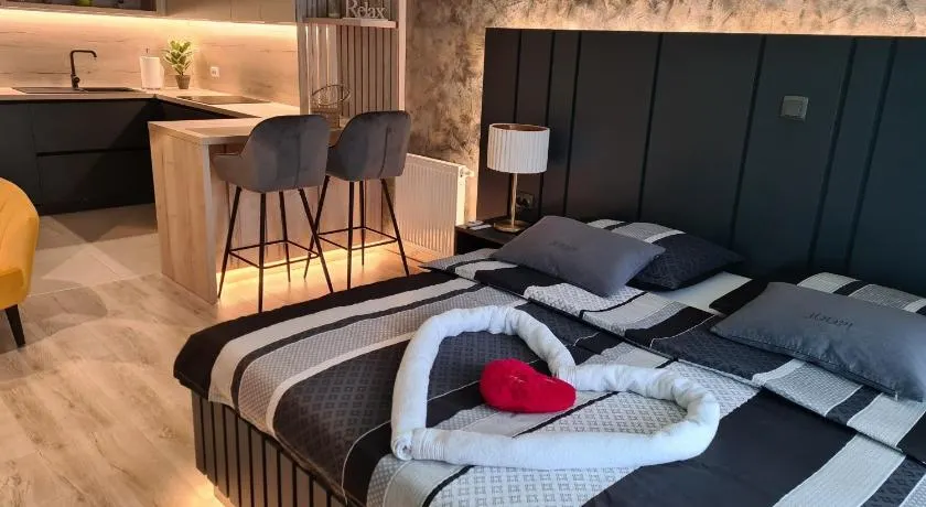 Agradable apartamento vacacional con terraza y sauna - Image 1