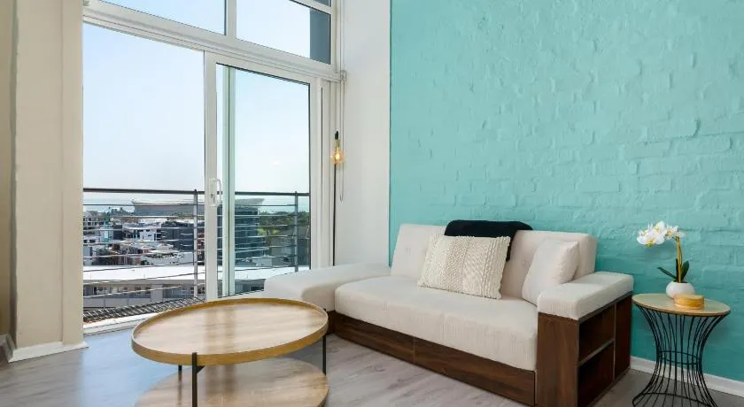 Harbour Terrace Apartments - Image 1