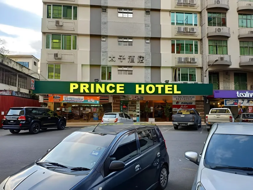 Prince Hotel - Image 1