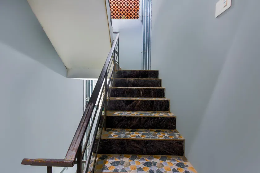 OYO 67954 Hotel Mariya Park - Image 1