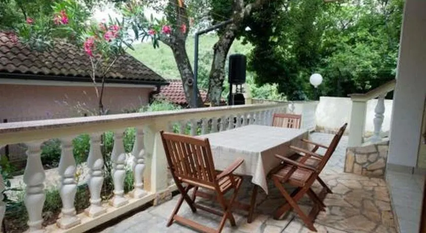Ferienwohnung mit Grill und Terrasse | Gartenblick | Haustierfreundlich - Image 1