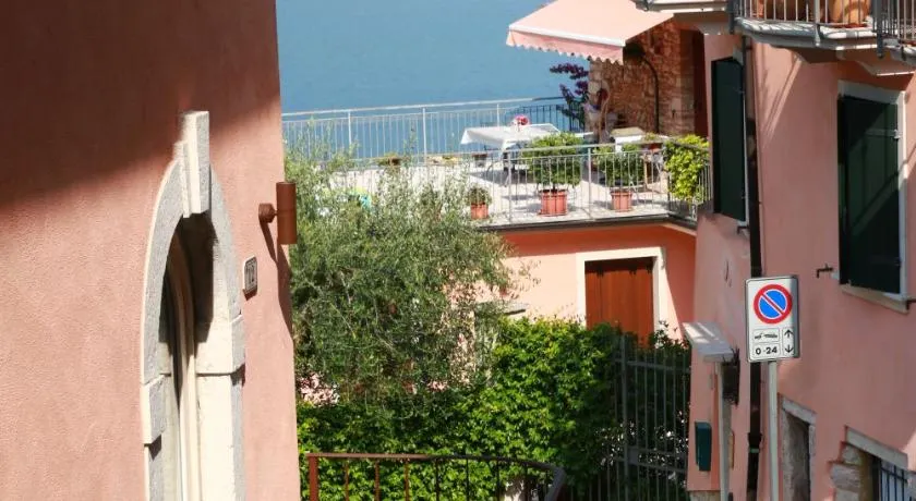 Casa Angelo - Image 1