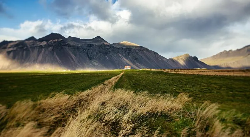 Sauðanes Guesthouse - Image 1