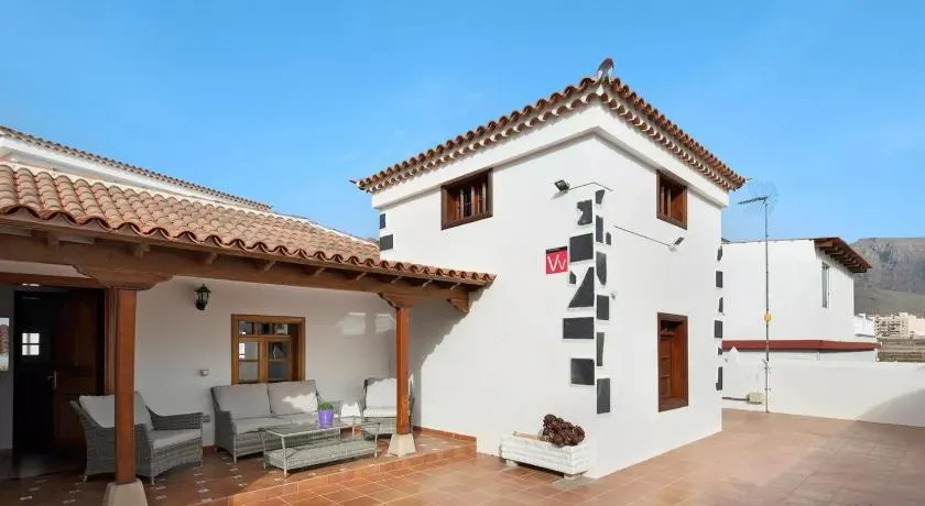 Villa La Relva - Terraza y Jacuzzi - Image 1