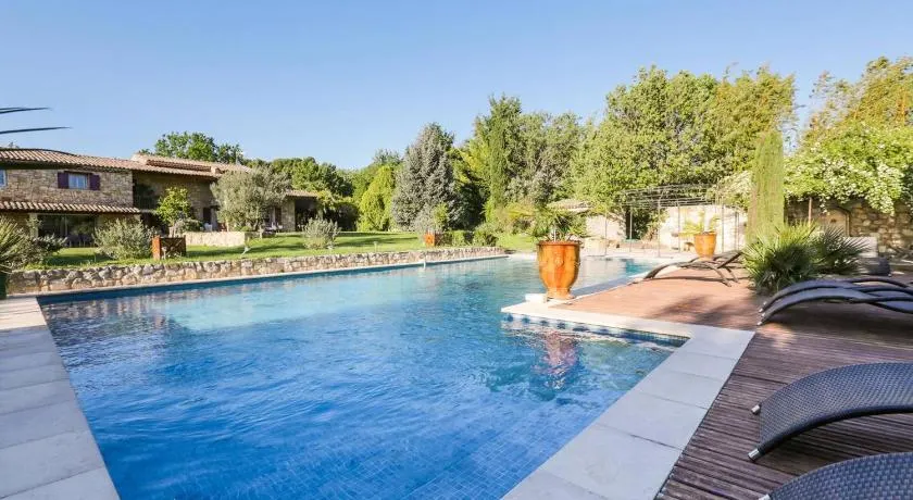 Gite au coeur de la Provence & SPA - Image 1