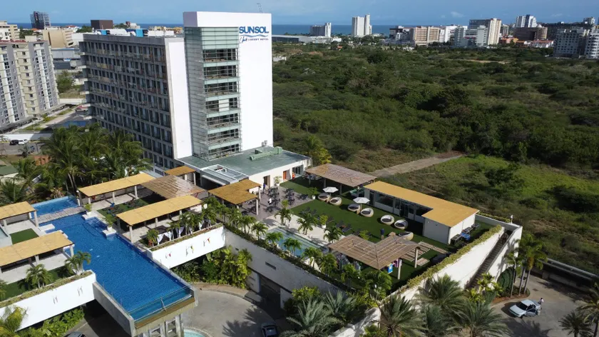 SUNSOL UNIK Luxury Hotel - Image 1