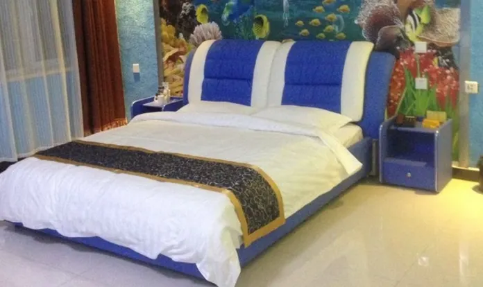 Shijunyuan Theme Hotel - Image 1