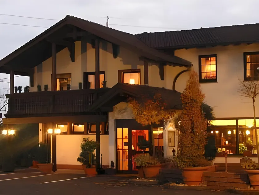 Restaurant Landgasthof Zum Wiesengrund - Image 1