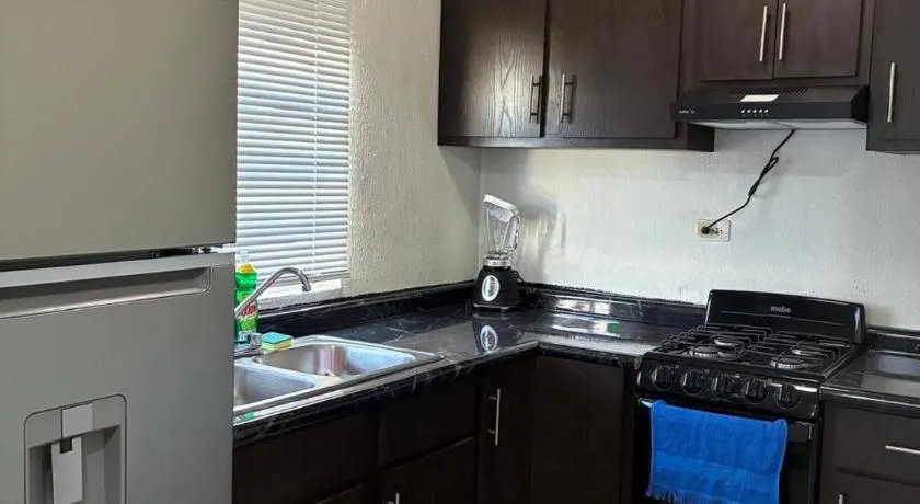 Modern 2-Bedroom House in Guaymas - Image 1