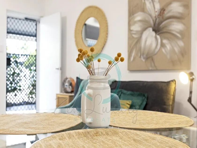 ZEN HIDEAWAY - Cozy 2-BR Modern Design with Aircon - Image 1