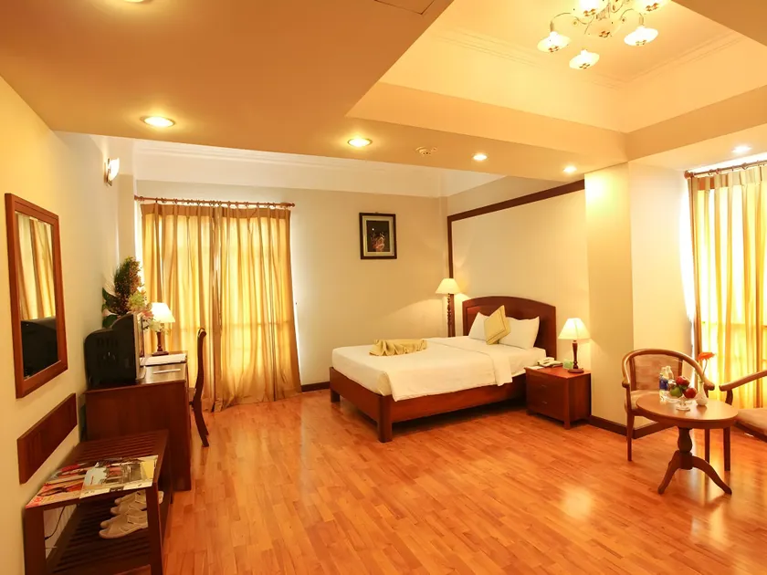Nha Khach Quoc Hoi Ho Chi Minh - Image 1