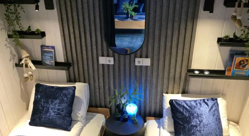 Economy rooms for 2 4 people - Image 1