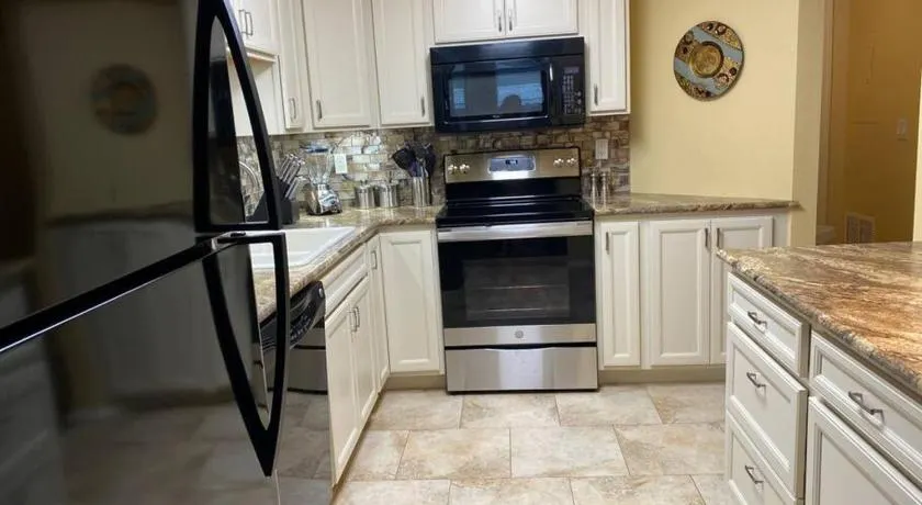 Hidden Gem 2bed 2bath SE Boise community pool - Image 1