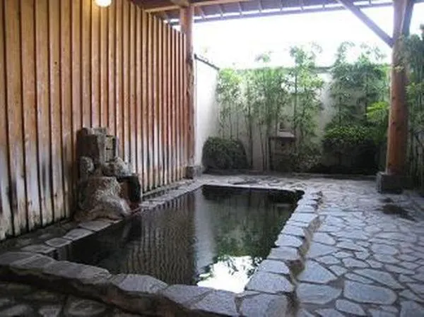 Nitaya - Image 1