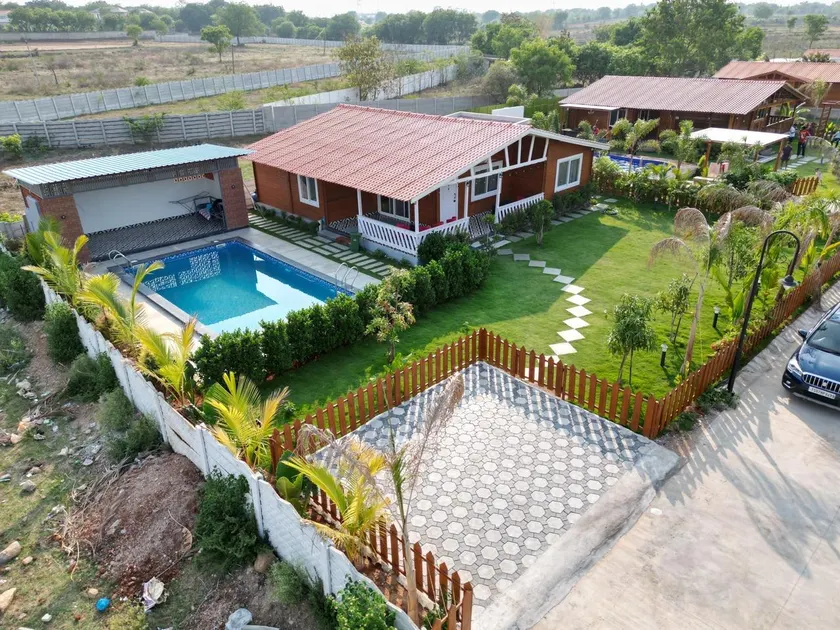 Kuku farm stay 3 bedroom wooden cottage with private pool at Moinabad - Image 1