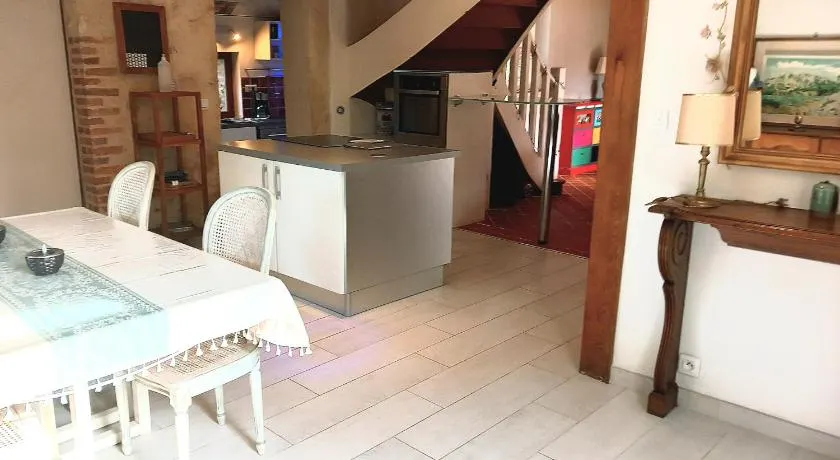Moulin en bord de rivière - logement entier - Image 1