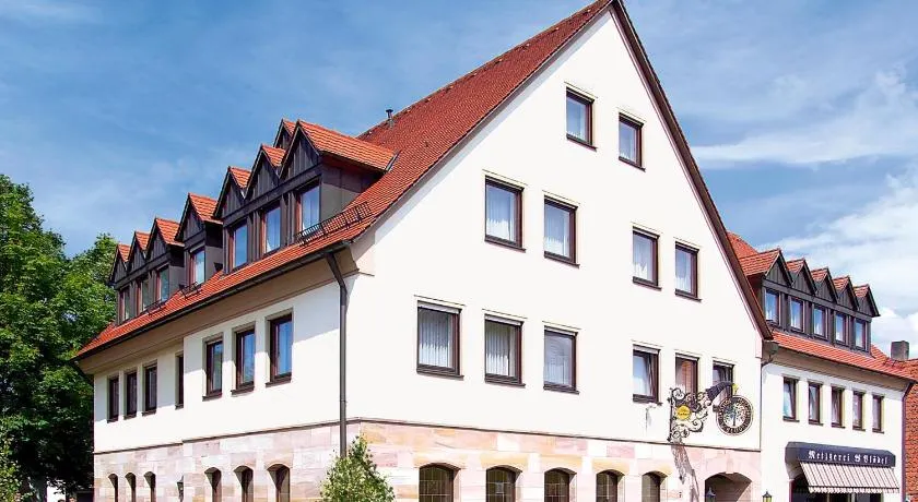 BLÖDEL Gasthof Grüner Baum - Image 1