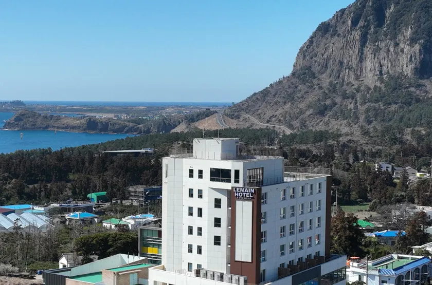 Lemain Hotel Seogwipo - Image 1