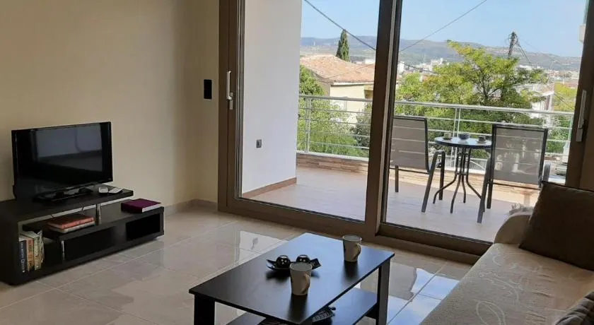 AYRA ROOMS ALIVERI - Image 1