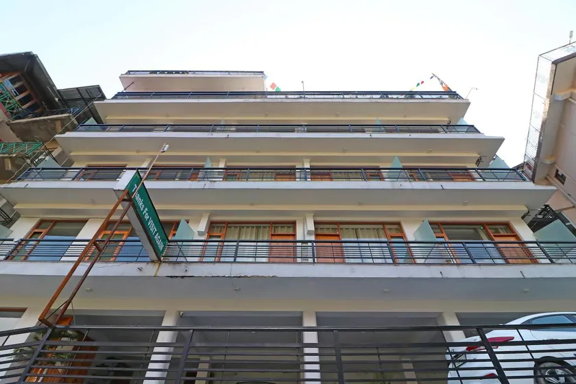 Hotel wood Castle - Image 1
