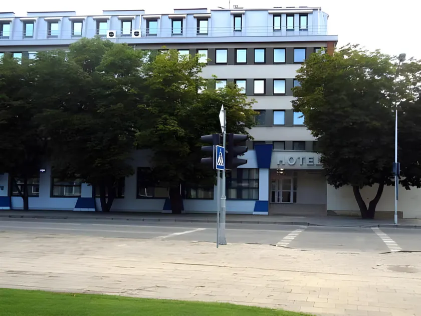 Dzūkija Hotel - Image 1