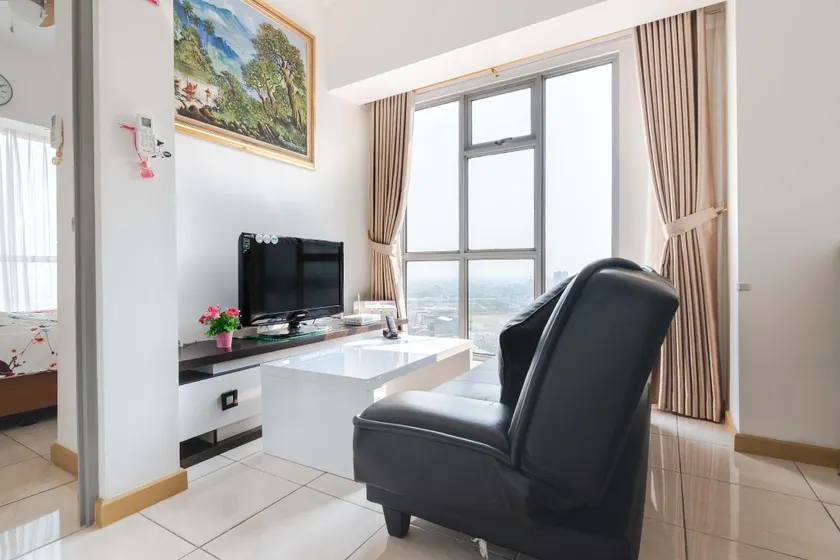 M- TOWN RESIDENCE 1 BR Comfy Serpong - Image 1