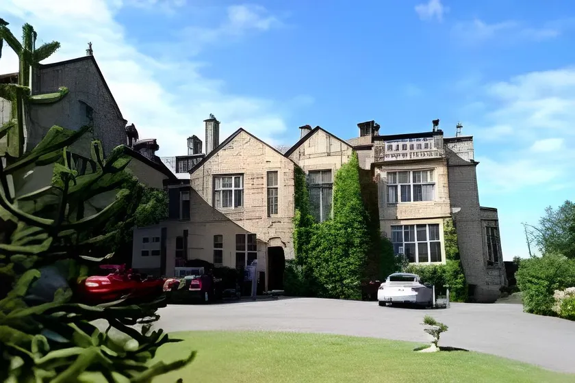 Dunsley Hall Country House Hotel - Image 1
