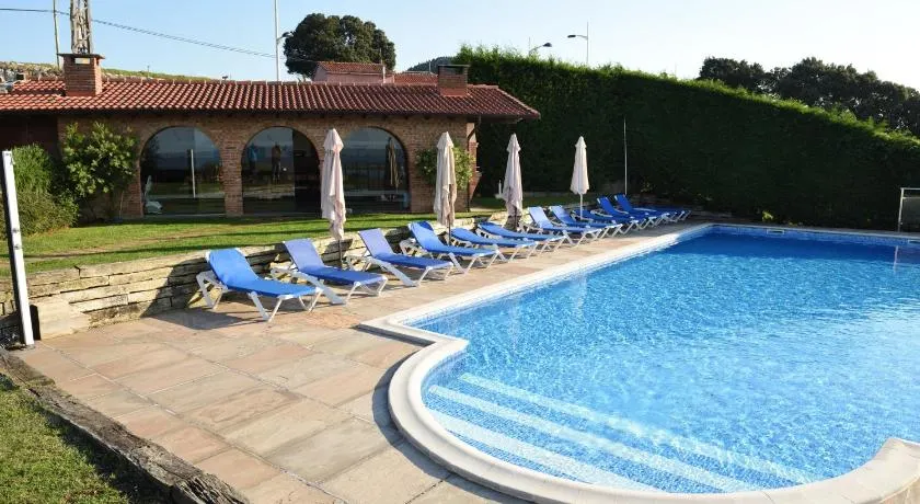Cozy apartment in Mogro, 63 m² with private pool! - Image 1