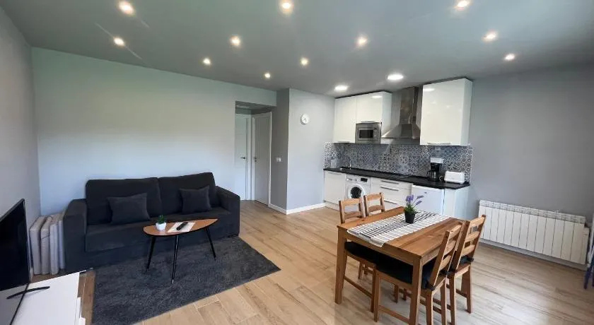 Apartamentos El Valle - Image 1