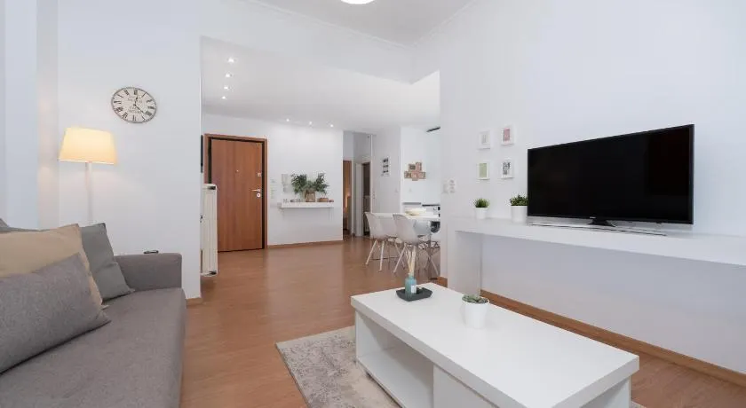 Melodies of Athens apt in Ilisia neighbourhood - Image 1