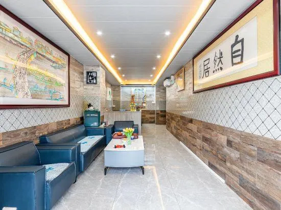Nature House Art Apartment - Image 1