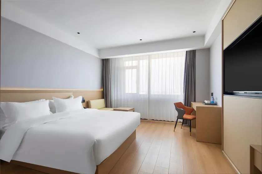 Qingmu Selected Hotel (Nanjing Liuhe Chemical Industrial Park Metro Station Branch) - Image 1